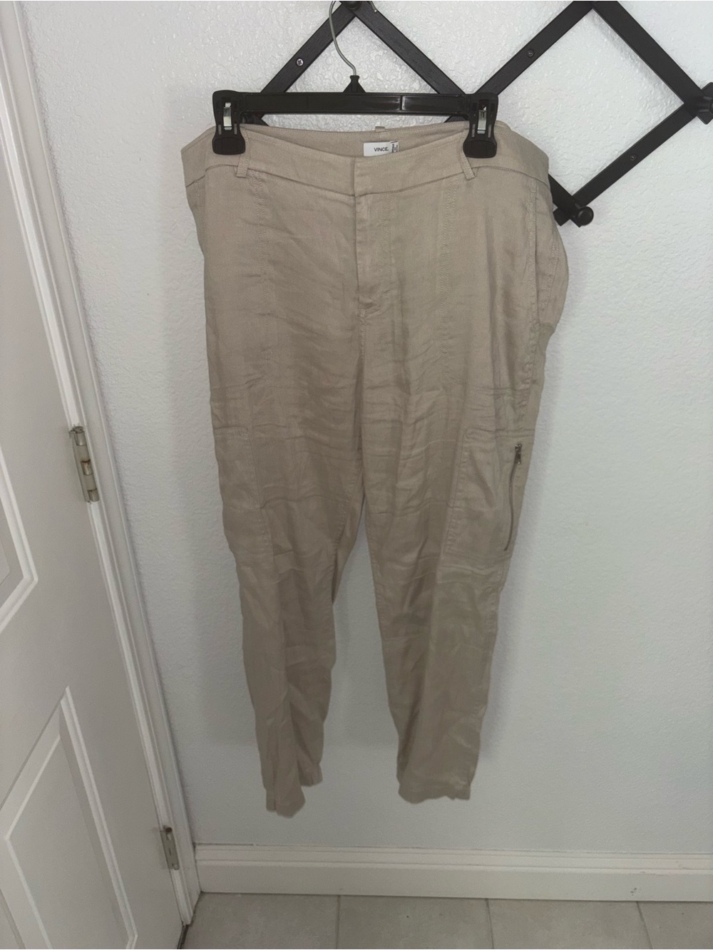 Vince Linen Blend Cargo Pants Women’s Size 14 Beige Tapered Casual - Picture 2 of 5